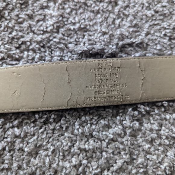 BCBG Toggle Belt - Picture 7 of 10